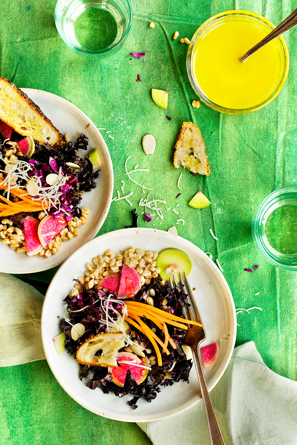 Purple Kale Farro Salad With Meyer Lemon Vinaigrette ⋆