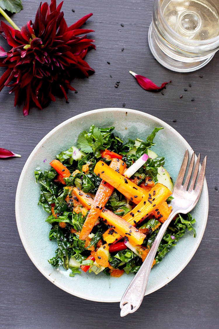 Kale Roasted Carrot Salad with Roasted Red Pepper Sesame Vinaigrette ⋆